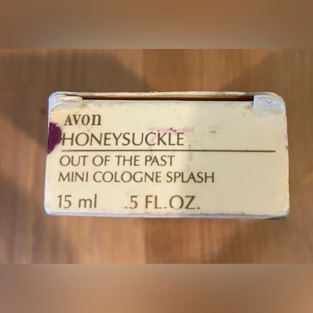 Never used Avon Honeysuckle Mini Cologne Splash .5 fl oz Full Discontinued 1990s